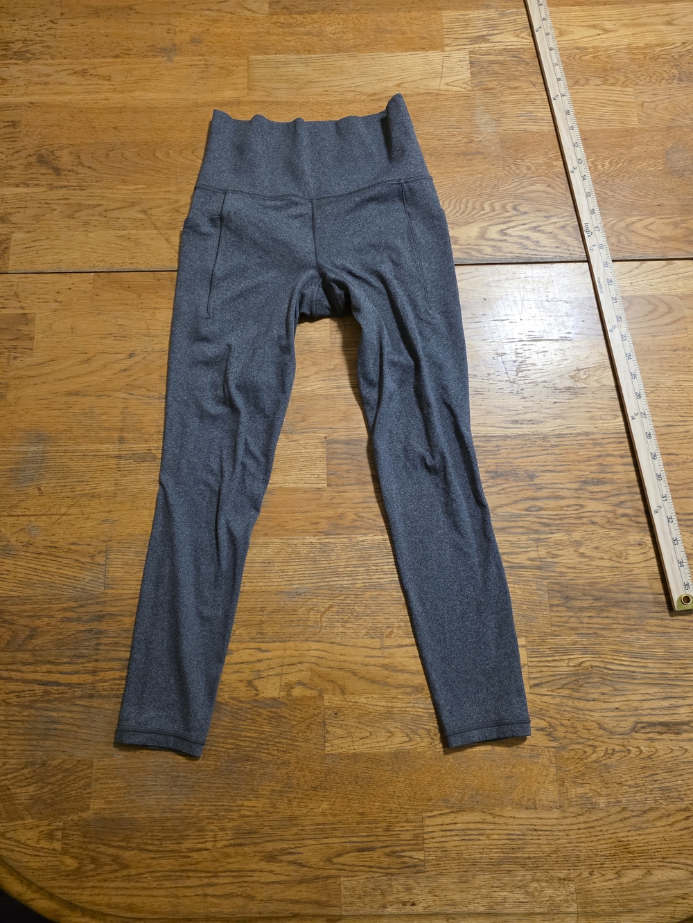 Athleta high rise hidden pocket grey capri leggings
